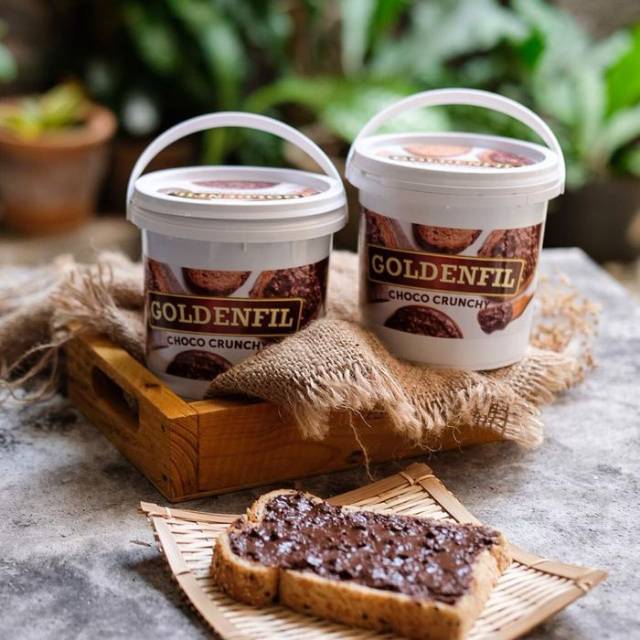 

GOLDENFIL Choco Crunchy Selai Cokelat 1 Kg / Chocolate Chocomaltine 1Kg Coklat Renyah Roti Kue Cake