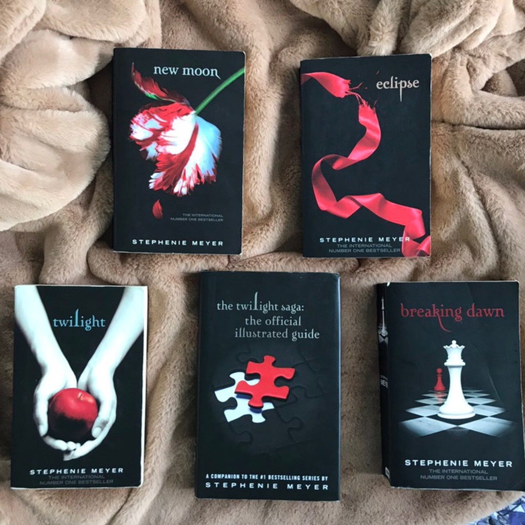 [ENGLISH] BUKU NOVEL STEPHENIE MEYER 6 SERIES - TWILIGHT - NEW MOON - ECLIPSE - BREAKING DAWN - LIFE AND DEATH - TWILIGHT SAGA [ORIGINAL]