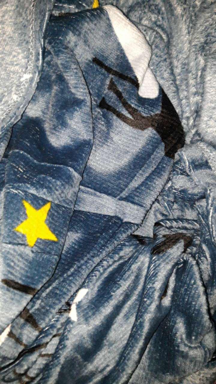 Selimut Bulu Halus 150x200 Motif Dewasa Keren Terlaris Termurah Impor,,,,,,,,,,,