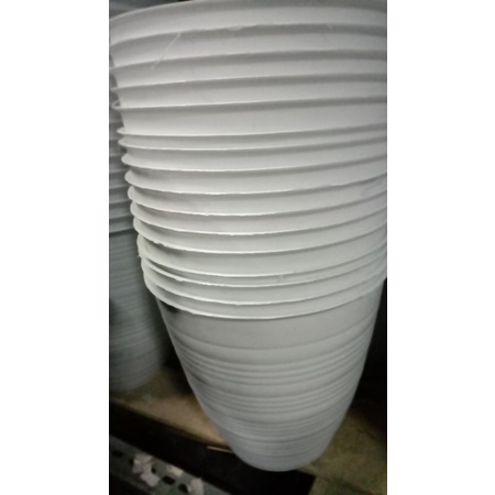 pot bunga sarang tawon