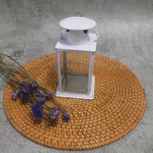 DHUMA. Lentera/tempat lilin mini warna putih