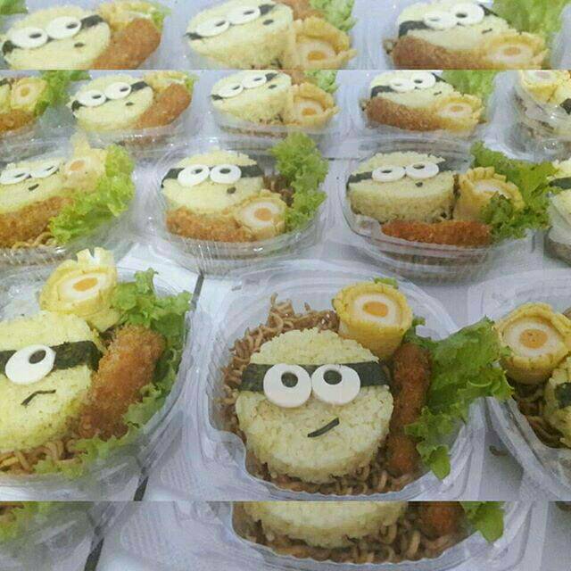 

Jual nasi bento karakter kartun