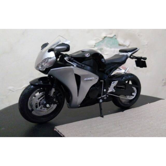 Diecast automaxx joycity honda CBR 1000RR 1:12 murmer