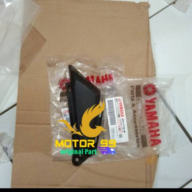 Mole side 4 cover body kecil kanan Xride 125 ori ygp