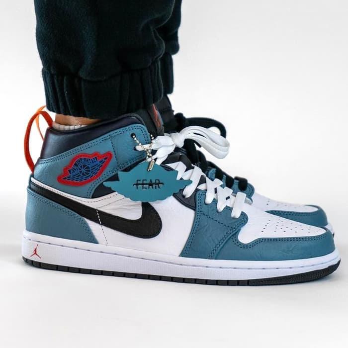 SEPATU NIKE AIR JORDAN 1 MID FEARLESS X FACETASM PREMIUM ORIGINAL