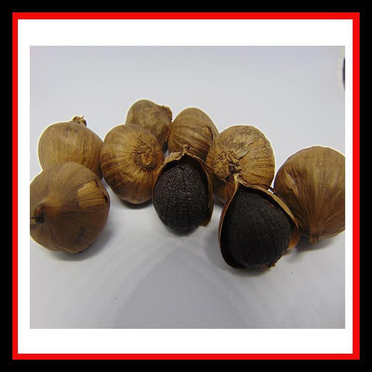 

BAWANG PUTIH HITAM TUNGGAL 1/2 KG -BLACK GARLIC- BAWANG HITAM LANANG