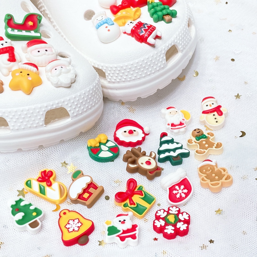 Dekorasi Sepatu Anak-Anak Bentuk Crocs Untuk Natal Dan Halloween