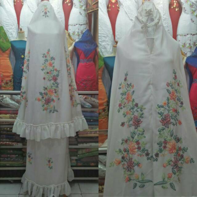 Mukena sulam bayang, bahan sifon helena, pakai tas, setelan, 100%sulaman tangan, khas bukittinggi