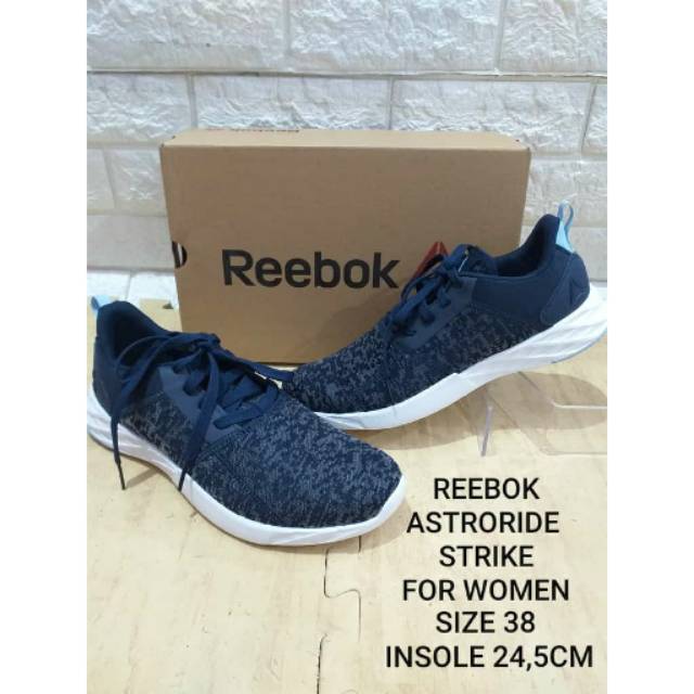 Sepatu sneakers wanita REEBOK ASTRORIDE NAVY 100% ORIGINAL