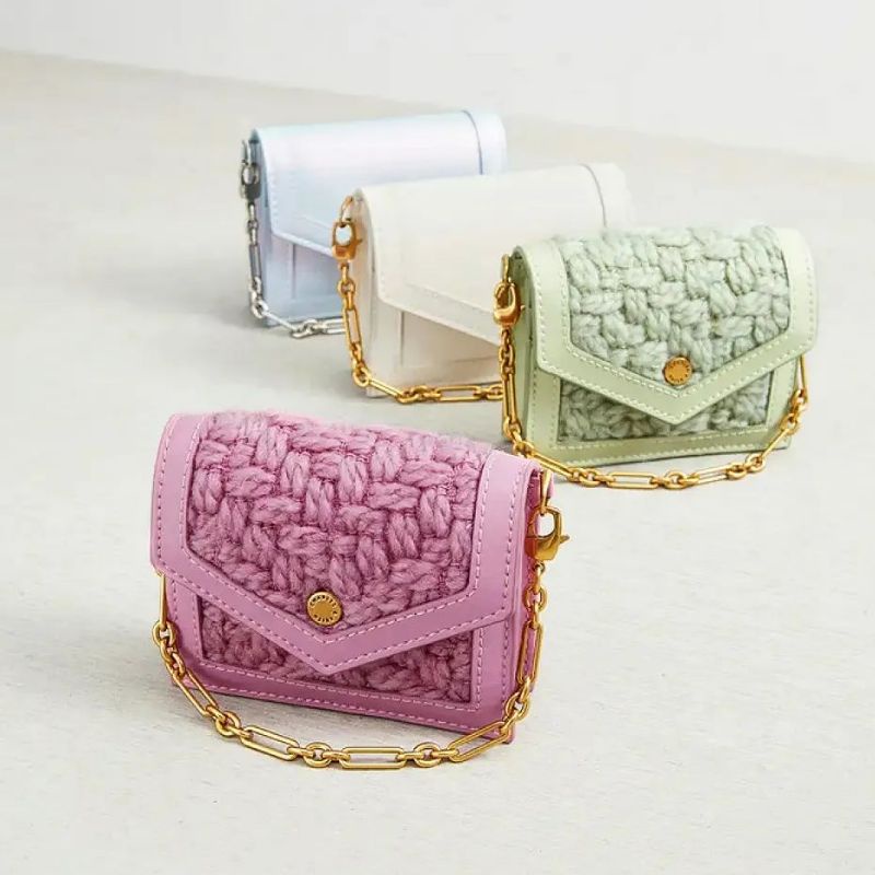 CK Joelle Chain Link Card Holder