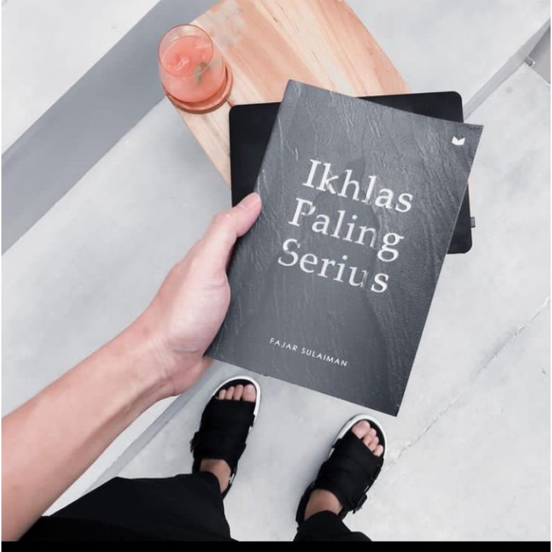 IKHLAS PALING SERIUS/BUKU VIRAL/FREE TTD PENULIS