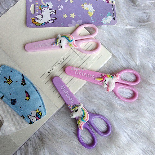 

Gunting Kertas Anak Lucu Fancy Karakter Unicorn Aesthetic