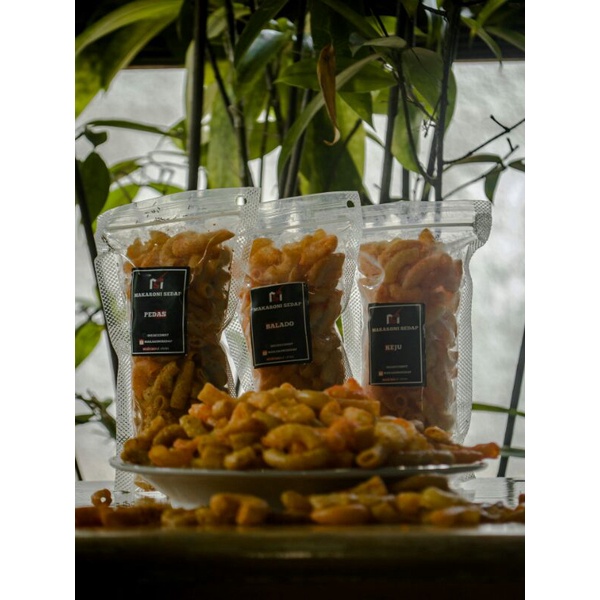 

makaroni pedas dan varian rasa lainnya, kemasan 50gr