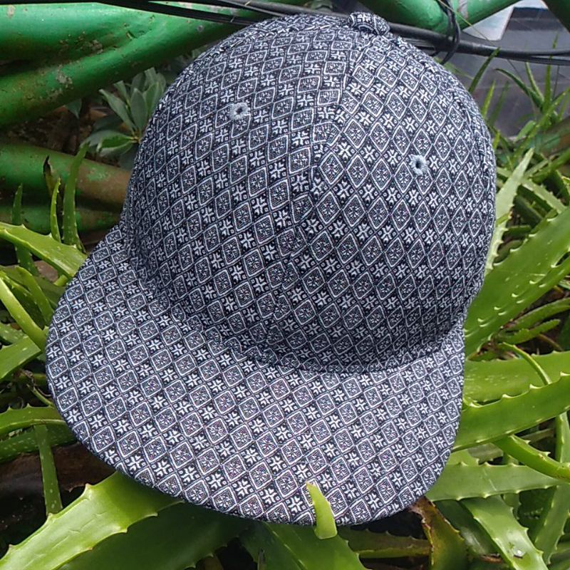 TOPI SECOND SNAPBACK BATIK