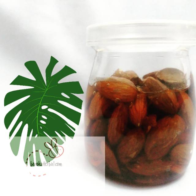 

Infused honey almond