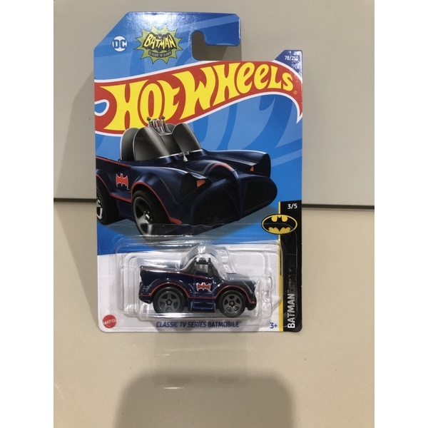 classic tv series batmobile Hotwheels Batman biru