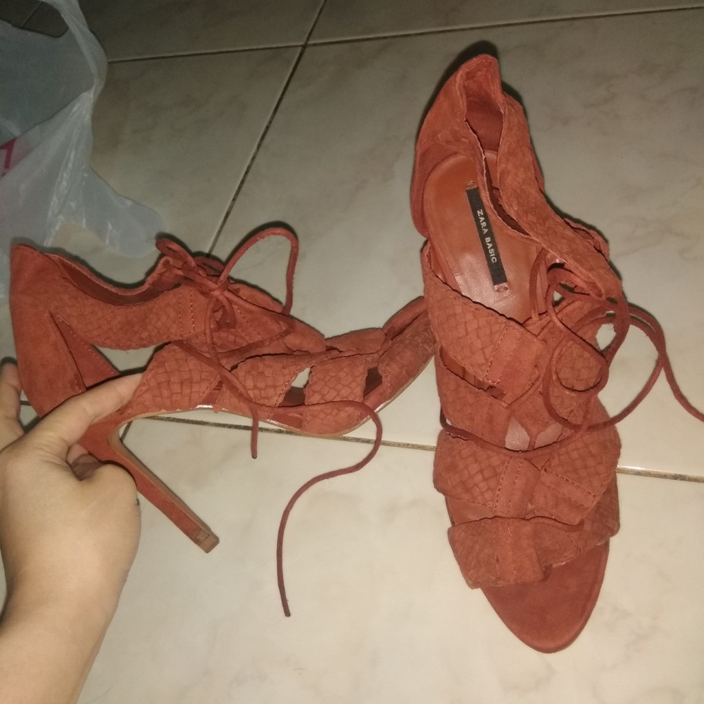ZARA BASIC Original Sepatu Heels Open Wedges Kerja Kantor Pesta Wanita Preloved Second Bekas