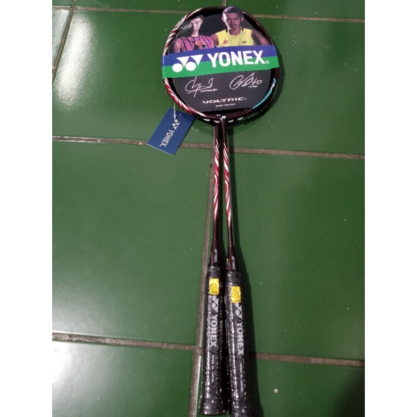 Astrox 100zz Kurenai