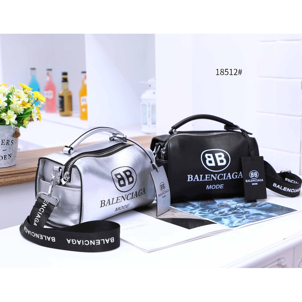 TAS WANITA-TAS IMPORT- BALENCIAGA SOLITAIRE EXQUISITE BAG