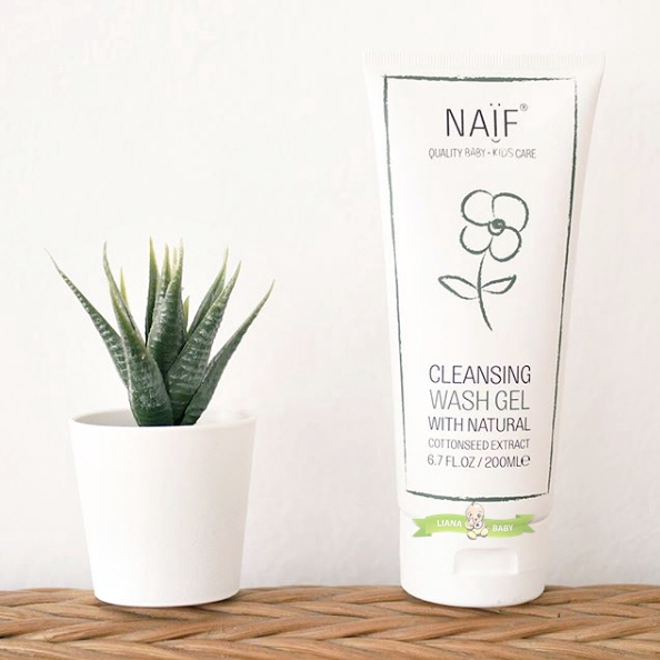 PERA391 SABUN BAYI NAIF BABY CLEANSING WASH GEL 200 ML exp feb 2025