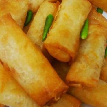

gorengan risol isi bihun 50pcs fresh(order sblm jam 09.00 pagi)