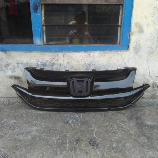 Grill Honda BRV custom smoke original