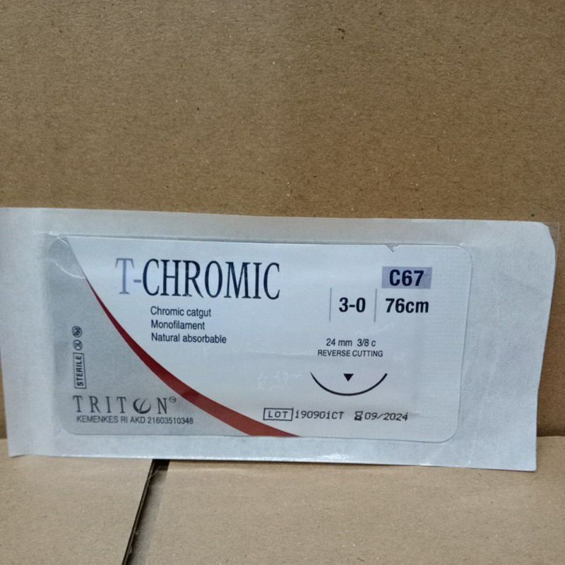 T Chromic 3-0 76cm C67 reverse cutting