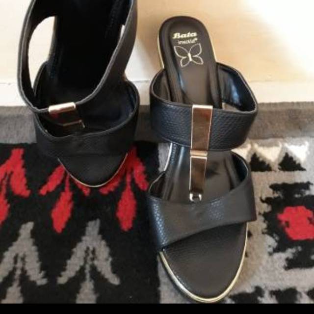 Wedges bata insolia black free tas tangan batik oriflame