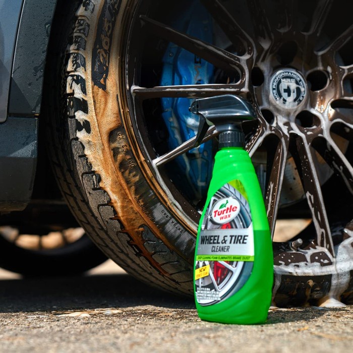 Turtle Wax Wheel &amp; Tire Cleaner 680 ml Pembersih Roda Ban Mobil