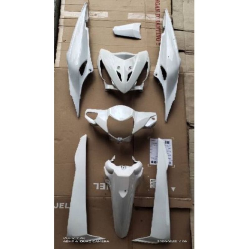 FUL SET COVER BODY BODI HALUS HONDA REVO LAMA REVO LANCIP REVO OLD WARNA PUTIH POLOS
