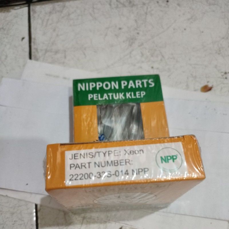 PELATUK KLEP YAMAHA XEON KARBU NPP ORIGINAL