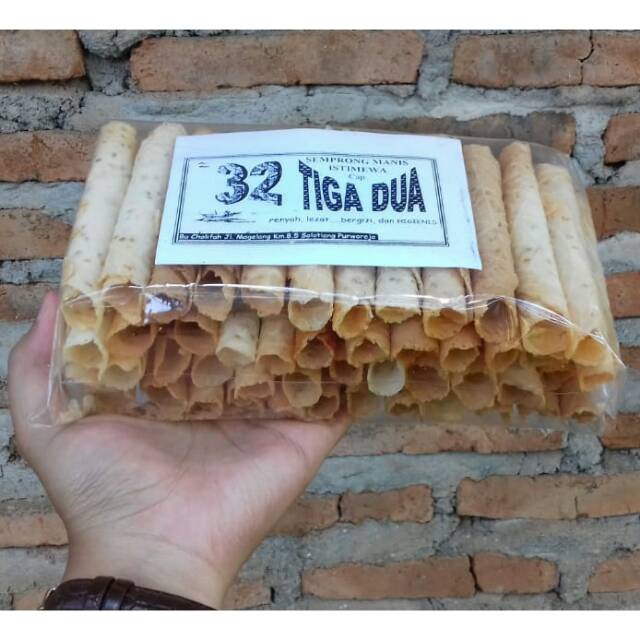 

SEMPRONG MANIS cap 32 (kue kering)