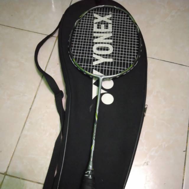 Yonex Nanoray 900 ORIGINAL