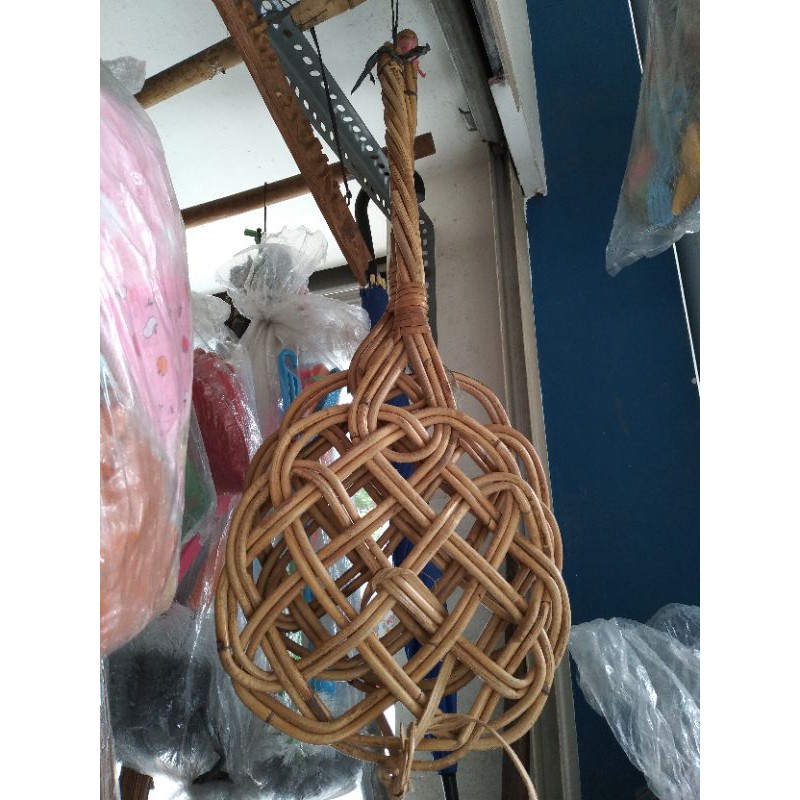 PUKULAN KASUR ROTAN