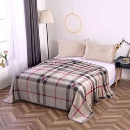 Selimut Bulu Halus 140x190 Motif Dewasa Aesthetic Blanket Termurah Terlaris Berkualitas New Arrival-Kotak Coklat