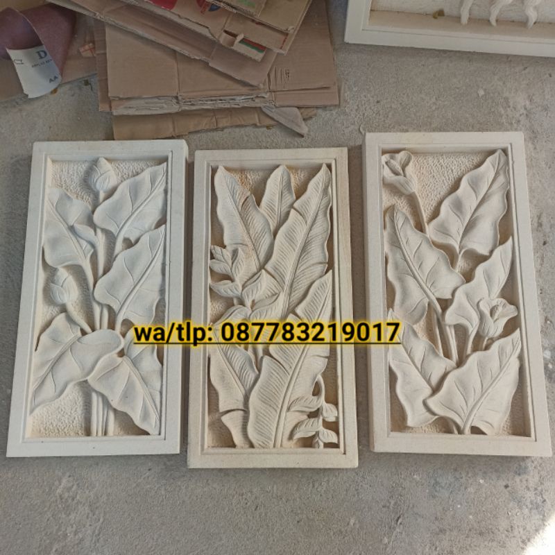 Relief ornamen batu alam