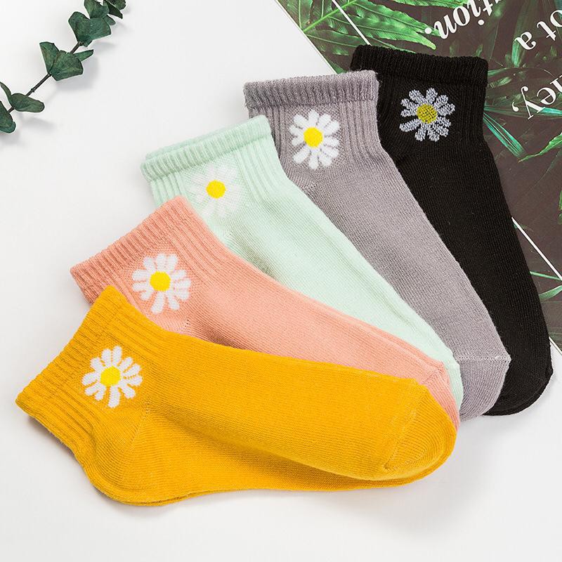 Kaos Kaki Ankle Sock Motif Bunga Daisy / Kaos Kaki Korea Motif Bunga / Kaos Kaki Pendek Wanita