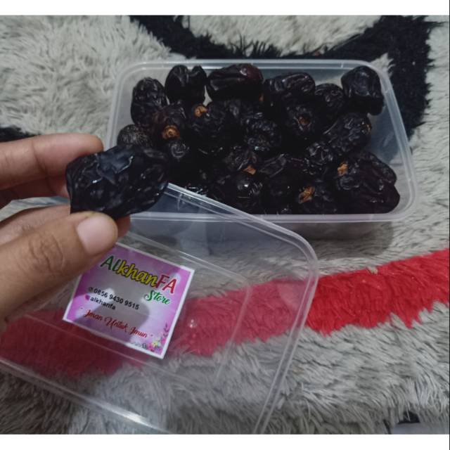 

kurma ajwa size jumbo