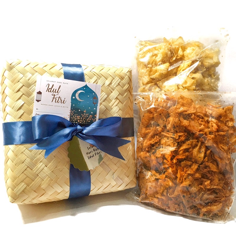 

Hampers Idul Fitri Keripik Singkong Asin Pedas / Keripik Serut Beskwip POL (Besek Kwipikin)