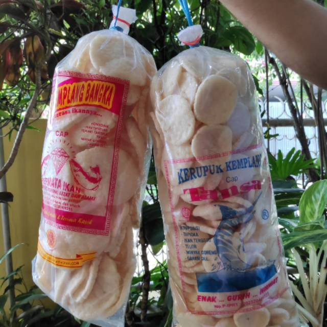 

KERUPUK KEMPLANG / KERUPUK IKAN / CEMILAN BANDUNG