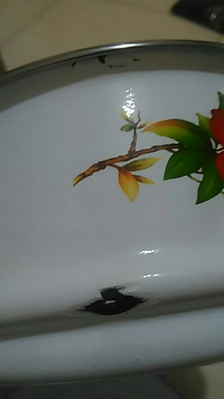 Rantang Enamel 16 Cm / 4 Susun