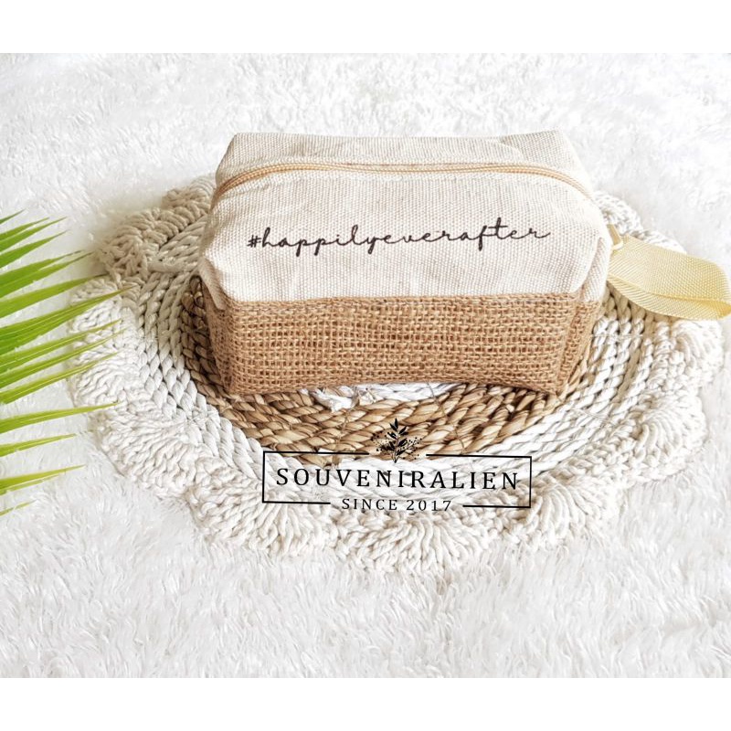 Souvenir Pernikahan Dompet Boxy Canvas Goni