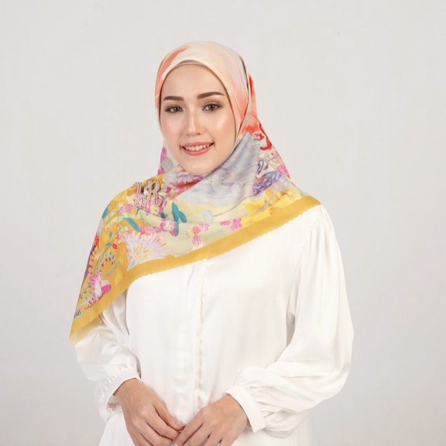 Radwah - Radwah x Adelia Pasha - Scarf Printing