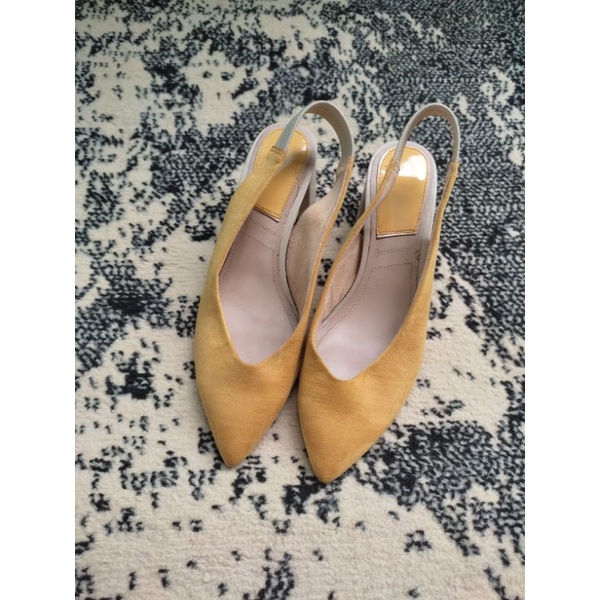 Stradivarius sandal preloved