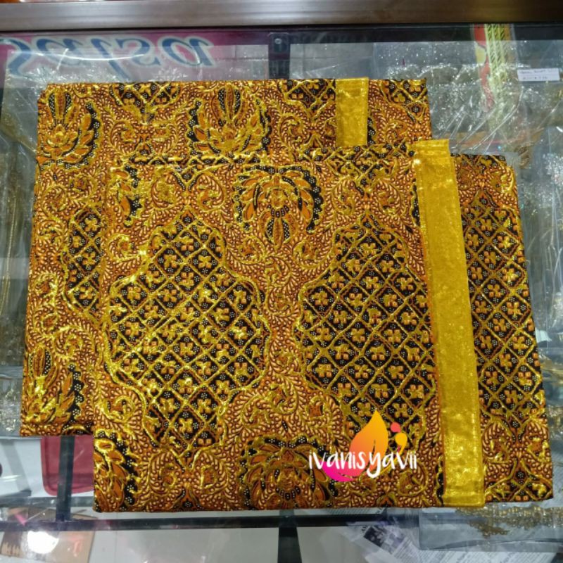 Sepasang Jarik Pengantin, Motif BuntaL Melati