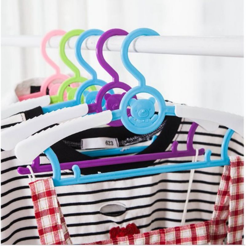 Hanger Bear Gantungan anak dengan motif lucu dan berbagai warna- dapat mengantungkan celana dan baju sekaligus- BPA free