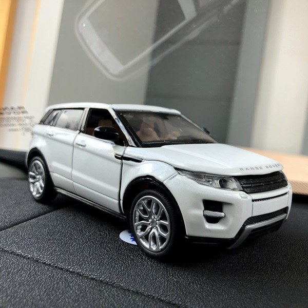 Pajangan RANGE ROVER EVOQUE Miniatur Parfum Parfume Pewangi Mobil