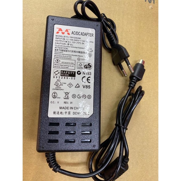 Adaptor HIKVISION output DC 12V pin 4, power input AC 100-240Volt