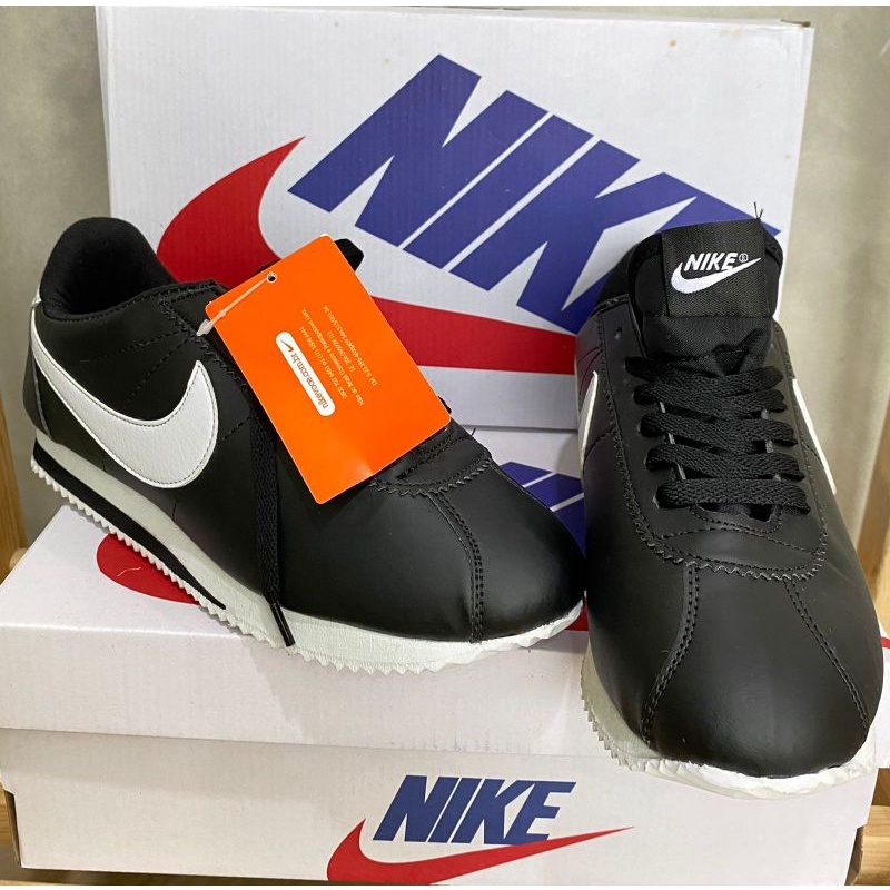 N*ke Clasic cortez shoes new