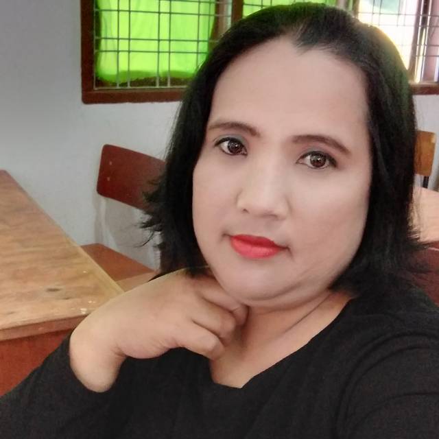 hennyfitriyanisihotang01